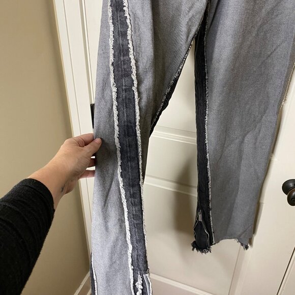 Manière De Voir Women’s 16 Grey Black Panel Jeans Raw Edge Zipper Split Hem Edgy - Picture 13 of 14